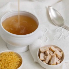 Caldo de pollo ecológico
